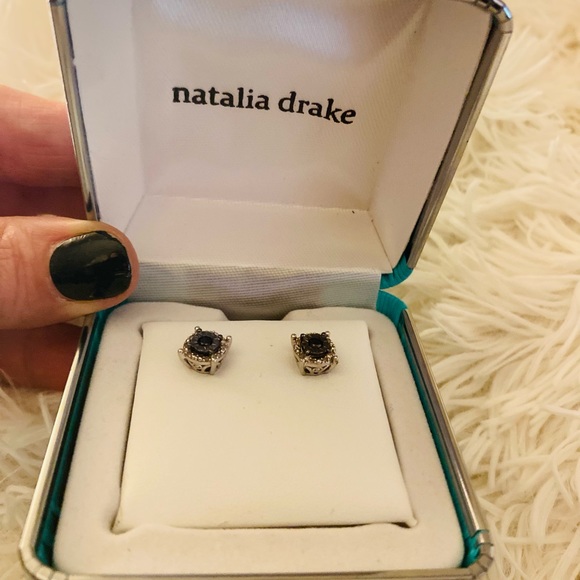 Natalia Drake studs - Picture 15 of 15
